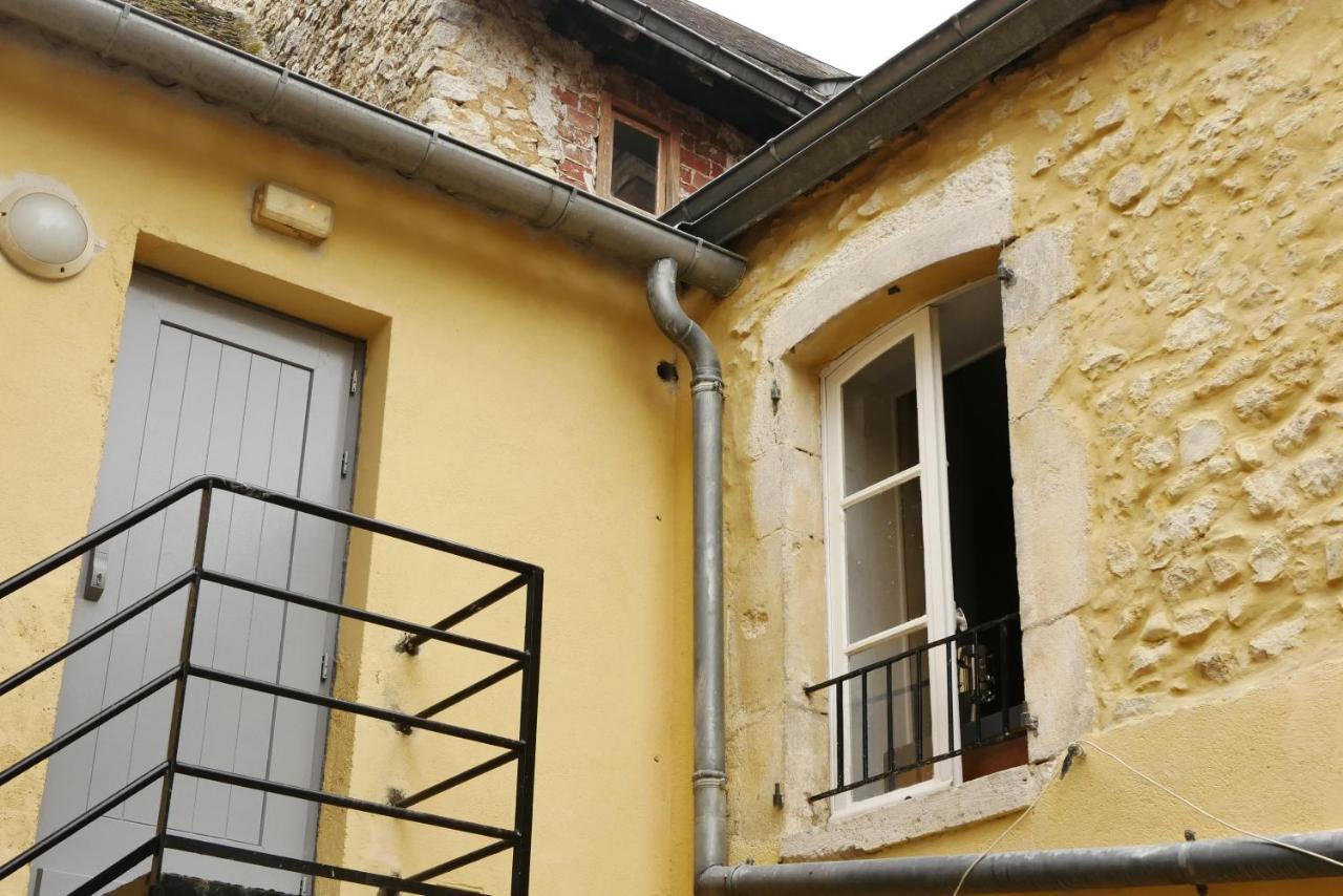 Les Oiseaux De Passage Hotel Saint-Gaultier Exterior foto